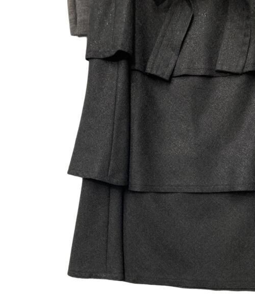 M'S GRACY（エムズグレイシー）M'S GRACY (エムズグレイシー) ラメベルテッドワンピース グレー サイズ:38の古着・服飾アイテム