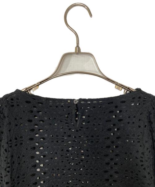 Curensology（カレンソロジー）Curensology (カレンソロジー) カットワークブラウス ブラック サイズ:FREEの古着・服飾アイテム