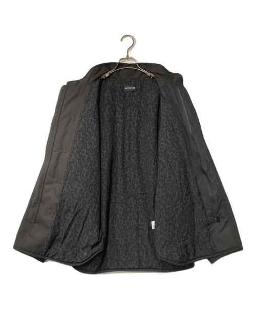 COTTON PAN（コットンパン）COTTON PAN (コットンパン) Leeex 裏地レオパード 中綿チャイナデザインジャケット ブラック (チャコールグレー系) サイズ:3の古着・服飾アイテム