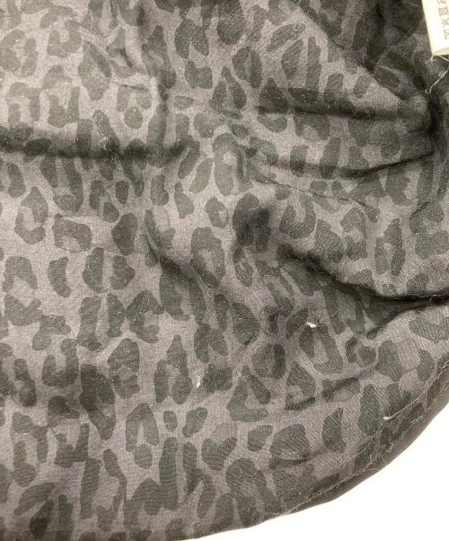 COTTON PAN（コットンパン）COTTON PAN (コットンパン) Leeex 裏地レオパード 中綿チャイナデザインジャケット ブラック (チャコールグレー系) サイズ:3の古着・服飾アイテム