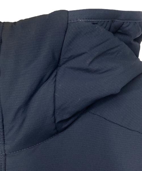 ARC'TERYX（アークテリクス）ARC'TERYX (アークテリクス) ATOM LT HOODY ネイビー サイズ:Lの古着・服飾アイテム