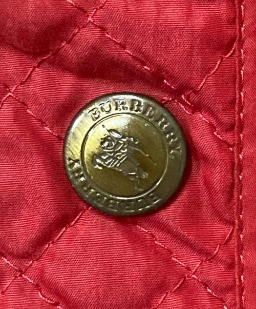 BURBERRY LONDON（バーバリーロンドン）BURBERRY LONDON (バーバリーロンドン) 裏ノバチェックキルティングジャケット レッド サイズ:9の古着・服飾アイテム