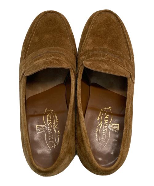 J.M.WESTON（ジェイエムウエストン）J.M.WESTON (ジェイエムウエストン) 180 Beachnut Suede Calf Leather Loafer ブラウン サイズ:5/Dの古着・服飾アイテム