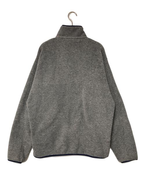Patagonia（パタゴニア）Patagonia (パタゴニア) メンズ・ライトウェイト・シンチラ・スナップT・プルオーバー グレー サイズ:Mの古着・服飾アイテム