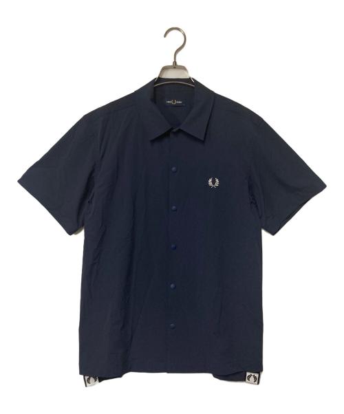 FRED PERRY（フレッドペリー）FRED PERRY (フレッドペリー) SIDE TAPED SHIRT ネイビー サイズ:Sの古着・服飾アイテム
