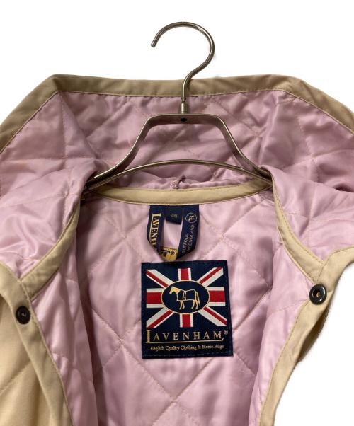 LAVENHAM（ラベンハム）LAVENHAM (ラベンハム) フーデッドキルティングジャケット ベージュ サイズ:36の古着・服飾アイテム