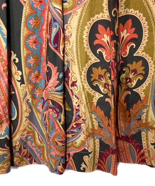 MARGARET HOWELL（マーガレットハウエル）MARGARET HOWELL (マーガレットハウエル) PAISLEY COTTON SHIRTING プリーツスカート ピンクベージュ サイズ:2の古着・服飾アイテム