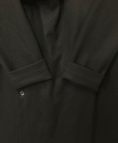 yohji yamamoto+noir（ヨウジヤマモトプリュスノアール）yohji yamamoto+noir (ヨウジヤマモトプリュスノアール) ウールデザインコート ブラック サイズ:2の古着・服飾アイテム