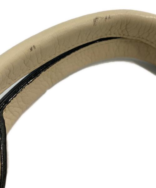 Accessoires De Mademoiselle（アクセソワ・ドゥ・マドモアゼル）Accessoires De Mademoiselle (アクセソワ・ドゥ・マドモアゼル) レザーハンドバッグ アイボリーの古着・服飾アイテム