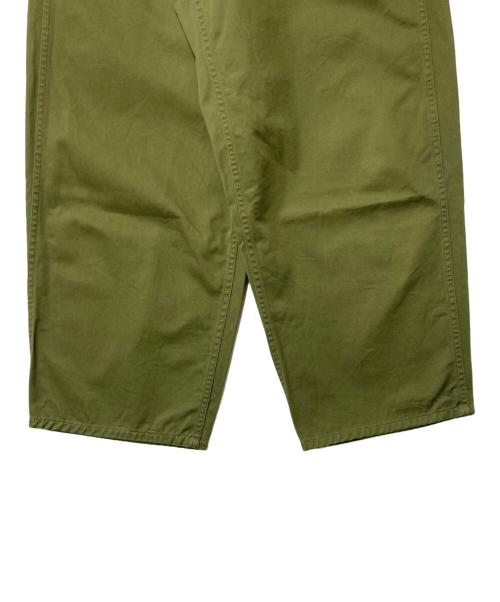 D.M.G（ディーエムジー）D.M.G (ディーエムジー) 12チノボリュームパンツ カーキ サイズ:Ｍの古着・服飾アイテム