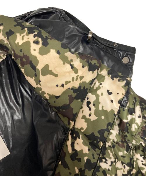 MONCLER（モンクレール）MONCLER (モンクレール) BADY MORE ダウンジャケット グリーン×ブラック サイズ:1の古着・服飾アイテム