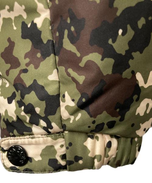 MONCLER（モンクレール）MONCLER (モンクレール) BADY MORE ダウンジャケット グリーン×ブラック サイズ:1の古着・服飾アイテム