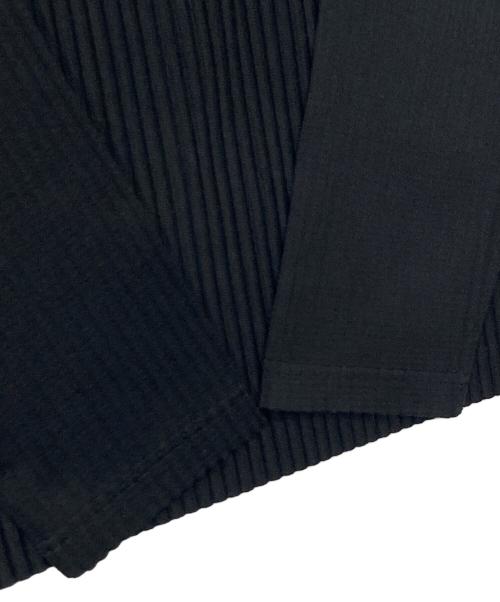 HOMME PLISSE ISSEY MIYAKE（オム プリッセ イッセイ ミヤケ）HOMME PLISSE ISSEY MIYAKE (オム プリッセ イッセイ ミヤケ) プリーツハイネックカットソー ブラック サイズ:3の古着・服飾アイテム