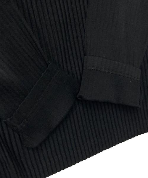 HOMME PLISSE ISSEY MIYAKE（オム プリッセ イッセイ ミヤケ）HOMME PLISSE ISSEY MIYAKE (オム プリッセ イッセイ ミヤケ) プリーツハイネックカットソー ブラック サイズ:3の古着・服飾アイテム