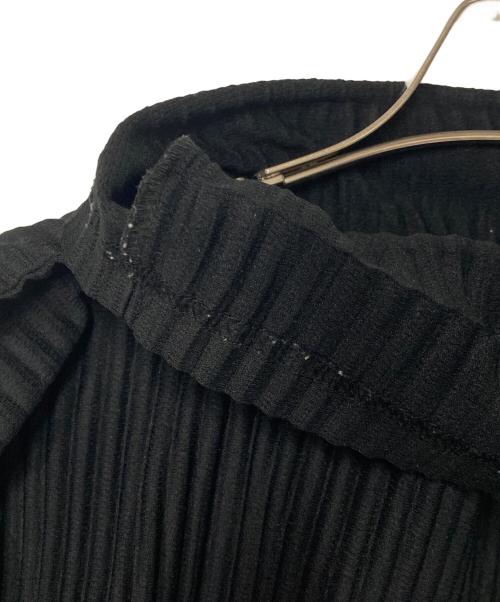 HOMME PLISSE ISSEY MIYAKE（オム プリッセ イッセイ ミヤケ）HOMME PLISSE ISSEY MIYAKE (オム プリッセ イッセイ ミヤケ) プリーツハイネックカットソー ブラック サイズ:3の古着・服飾アイテム