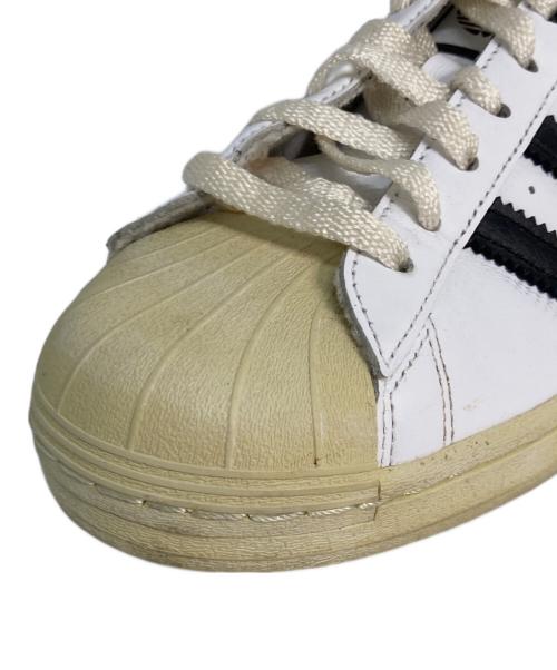adidas（アディダス）adidas (アディダス) SUPERSTAR LASER FRO CLUB FOOTWEAR WHITE ホワイト×ブラック サイズ:US8/UK7.5/FR41.5/JP260/CHN255の古着・服飾アイテム