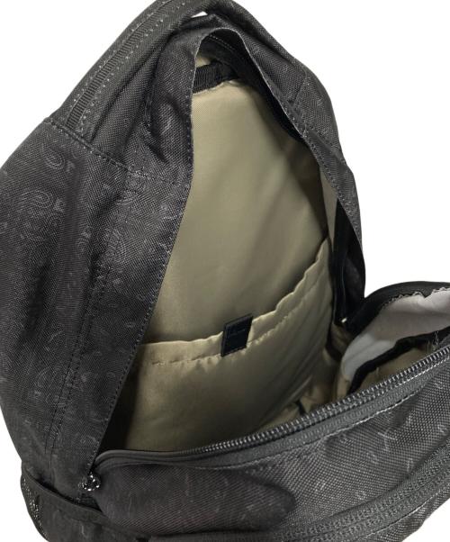 Columbia（コロンビア）Columbia (コロンビア) パナシーア25Lバックパック ブラックの古着・服飾アイテム