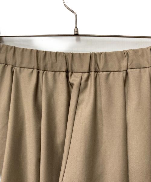 mizuiro-ind（ミズイロインド）mizuiro-ind (ミズイロインド) イージータックパンツ カーキ サイズ:FREEの古着・服飾アイテム