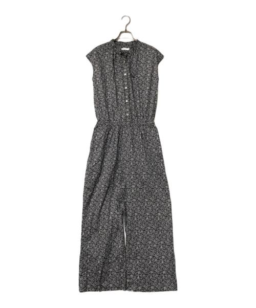 kurashi&trips publishing（クラシアンドトリップス パブリッシング）kurashi&trips publishing (クラシアンドトリップス パブリッシング) リバティプリントのオールインワン ホワイト×ブラック サイズ:Ｍの古着・服飾アイテム