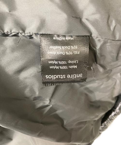 entire studios（エンタイアスタジオ）ENTIRE STUDIOS (エンタイアスタジオ) ナイロンダウンジャケット グレー サイズ:Ｍの古着・服飾アイテム