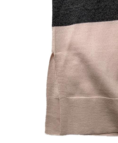 23区（ニジュウサンク）23区 (ニジュウサンク) ウーステッドウール カラーブロック ニット グレー×ピンク サイズ:SIZE 46の古着・服飾アイテム