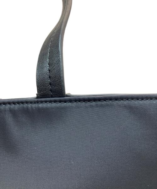 VERSACE JEANS COUTURE（ヴェルサーチ ジーンズクチュール）VERSACE JEANS COUTURE (ヴェルサーチ ジーンズクチュール) ロゴトートバッグ ブラックの古着・服飾アイテム