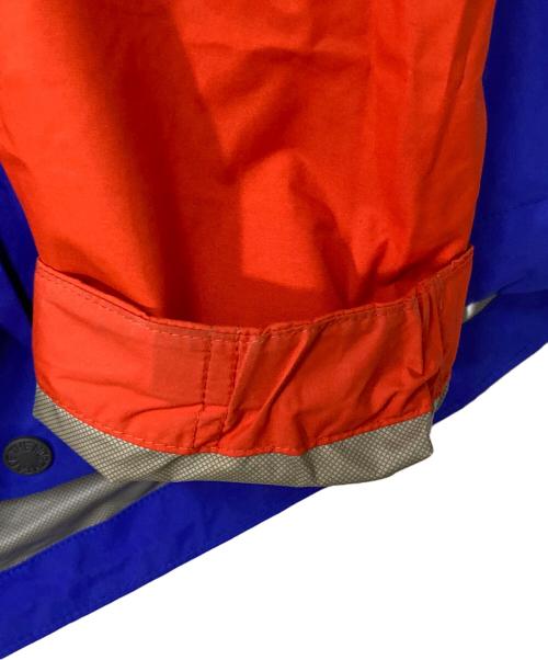 THE NORTH FACE（ザ ノース フェイス）THE NORTH FACE (ザ ノース フェイス) マウンテンパーカー ブルー×オレンジ サイズ:Sの古着・服飾アイテム