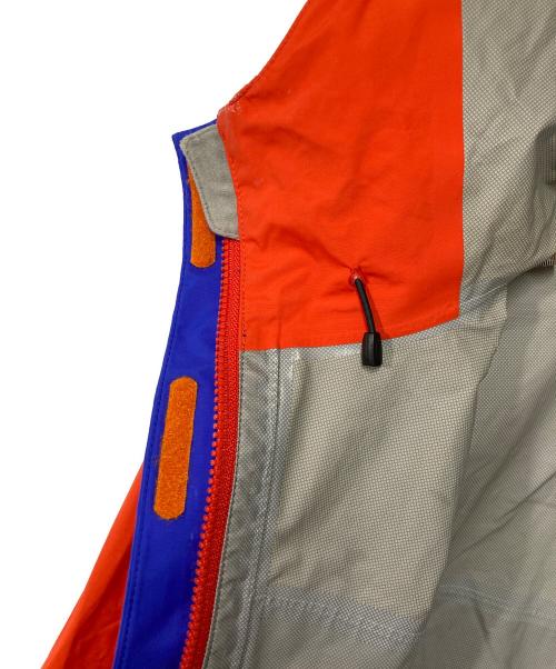 THE NORTH FACE（ザ ノース フェイス）THE NORTH FACE (ザ ノース フェイス) マウンテンパーカー ブルー×オレンジ サイズ:Sの古着・服飾アイテム