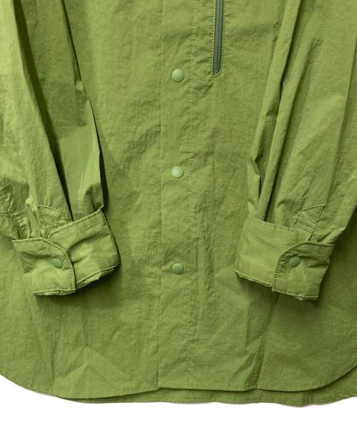 DESCENTE ALLTERRAIN（デザイント オルテライン）Descente ALLTERRAIN (デザイント オルテライン) allterrain81 ナイロンシャツ グリーン サイズ:Ｍの古着・服飾アイテム