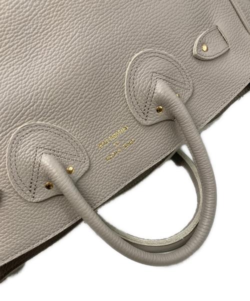 YOUNG & OLSEN The DRYGOODS STORE（ヤングアンドオルセン ザ ドライグッズストア）YOUNG & OLSEN The DRYGOODS STORE (ヤングアンドオルセン ザ ドライグッズストア) EMBOSSED LEATHER BELTED TOTE M ベージュの古着・服飾アイテム