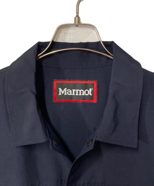 MARMOT（マーモット）Marmot (マーモット) URBAN RESEARCH (アーバンリサーチ) 別注 COACH SHIRT JACKET ネイビー サイズ:XL 未使用品の古着・服飾アイテム
