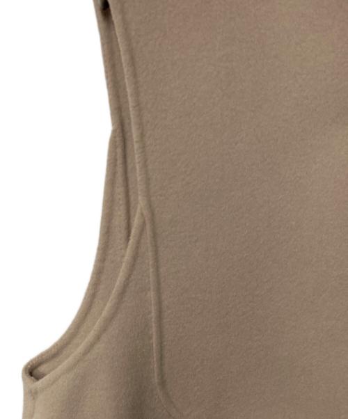 machatt（マチャット）machatt (マチャット) リバーウールベスト ベージュ サイズ:Freeの古着・服飾アイテム