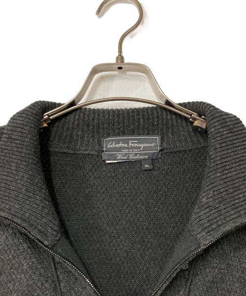 Salvatore Ferragamo（サルヴァトーレ フェラガモ）Salvatore Ferragamo (サルヴァトーレ フェラガモ) ウールカシミヤ ドライバーズニット グレー サイズ:XLの古着・服飾アイテム