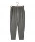 HOMME PLISSE ISSEY MIYAKE（オム プリッセ イッセイ ミヤケ）の古着「MONTHLY COLOR MARCH パンツ」｜グレー