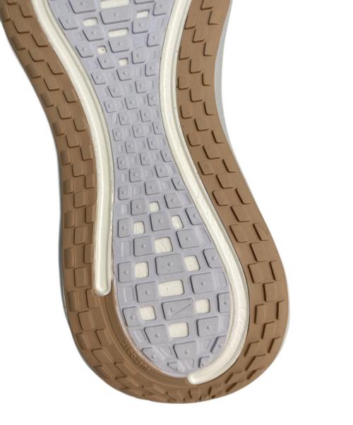 NIKE（ナイキ）NIKE (ナイキ) Vomero Plus 