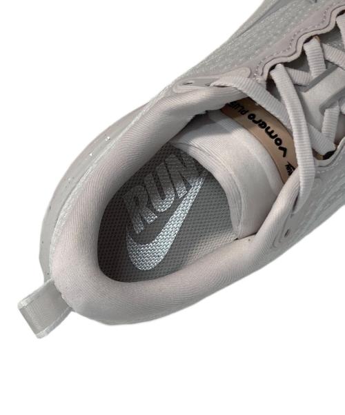 NIKE（ナイキ）NIKE (ナイキ) Vomero Plus 