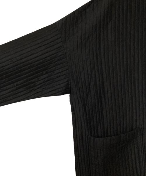 evam eva（エヴァムエヴァ）evam eva (エヴァムエヴァ) quilting robe ブラック サイズ:SIZE 1の古着・服飾アイテム