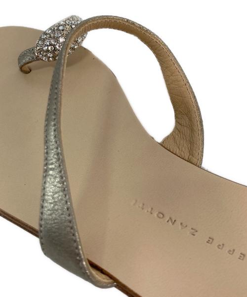 GIUSEPPE ZANOTTI（ジュゼッペザノッティ）GIUSEPPE ZANOTTI (ジュゼッペザノッティ) プレートサンダル ベージュ サイズ:36の古着・服飾アイテム