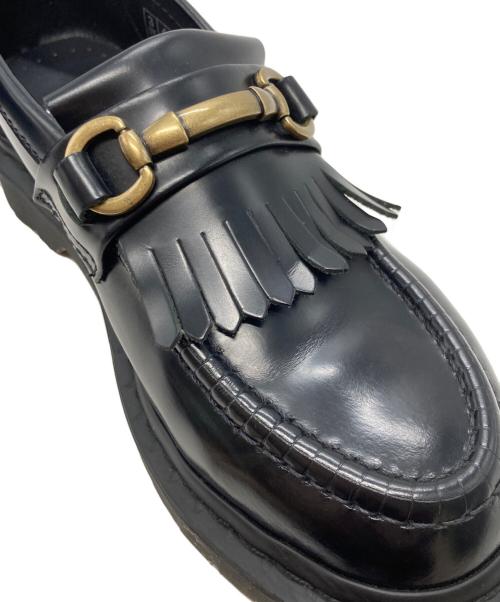 Dr.Martens（ドクターマーチン）Dr.Martens (ドクターマーチン) エイドリアンスナッフル タッセルローファー ブラック サイズ:36の古着・服飾アイテム