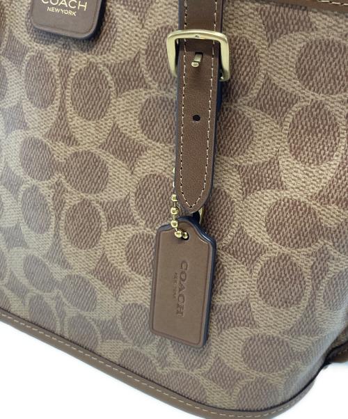 COACH（コーチ）COACH (コーチ) タクシー トート バッグ 21 ブラウンの古着・服飾アイテム
