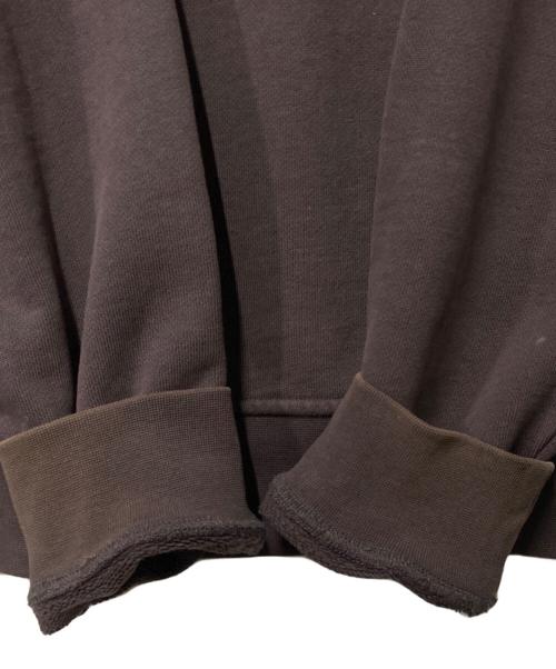 KITH（キス）KITH (キス) Paneled Wiliams Crewneck ブラウン サイズ:Mの古着・服飾アイテム