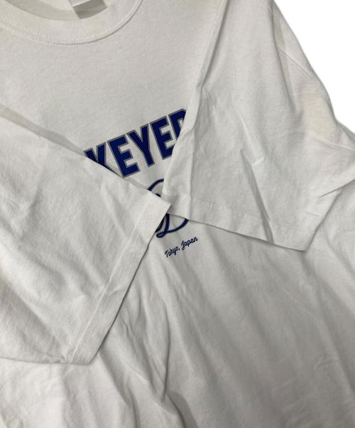 THE BLACK EYE PATCH（ブラックアイパッチ）THE BLACK EYE PATCH (ブラックアイパッチ) プリントTシャツ ホワイト サイズ:Lの古着・服飾アイテム