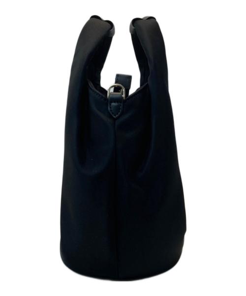 Kate Spade（ケイトスペード）Kate Spade (ケイトスペード) カータースモール プリテッド クロスボディ ブラックの古着・服飾アイテム