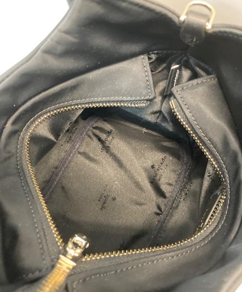 Kate Spade（ケイトスペード）Kate Spade (ケイトスペード) カータースモール プリテッド クロスボディ ブラックの古着・服飾アイテム