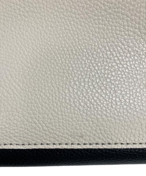 Marc by Marc Jacobs（マークバイマークジェイコブス）Marc by Marc Jacobs (マークバイマークジェイコブス) ハンドバッグ ブラック×ホワイトの古着・服飾アイテム