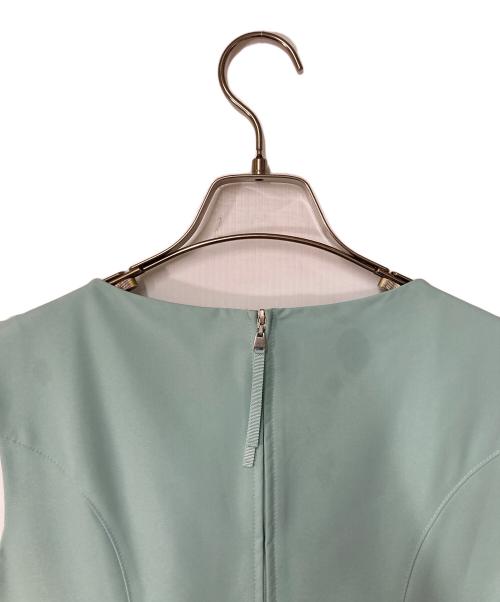 FOXEY NEWYORK（フォクシーニューヨーク）FOXEY NEWYORK (フォクシーニューヨーク) ノースリーブワンピース グリーン サイズ:FREEの古着・服飾アイテム