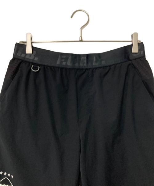 F.C.R.B.（エフシーレアルブリストル）F.C.R.B. (エフシーレアルブリストル) STRETCH LIGHT WEIGHT EASY SHORTS ブラック サイズ:Ｍの古着・服飾アイテム