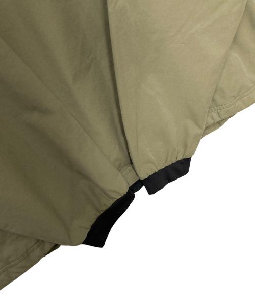 F.C.R.B.（エフシーレアルブリストル）F.C.R.B. (エフシーレアルブリストル) STRETCH LIGHT WEIGHT PISTE オリーブ サイズ:Ｍの古着・服飾アイテム