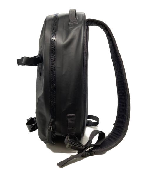 Patagonia（パタゴニア）Patagonia (パタゴニア) ガイドウォーター・スリング 15L ブラックの古着・服飾アイテム