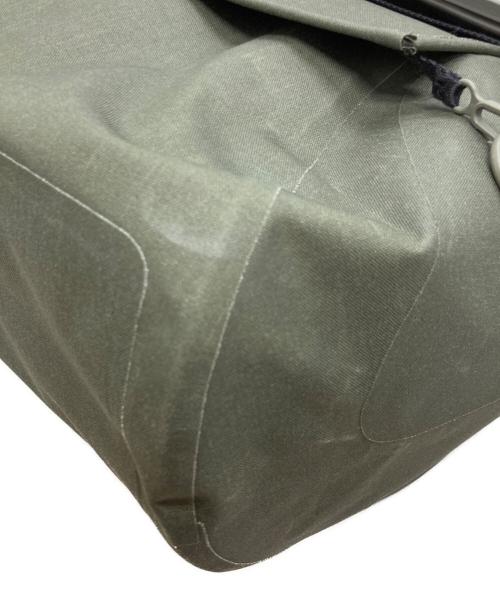 F/CE.（エフシーイー）F/CE. (エフシーイー) CORDURA (コーデュラ) DRY ZIPLOCK BACKPACK カーキの古着・服飾アイテム